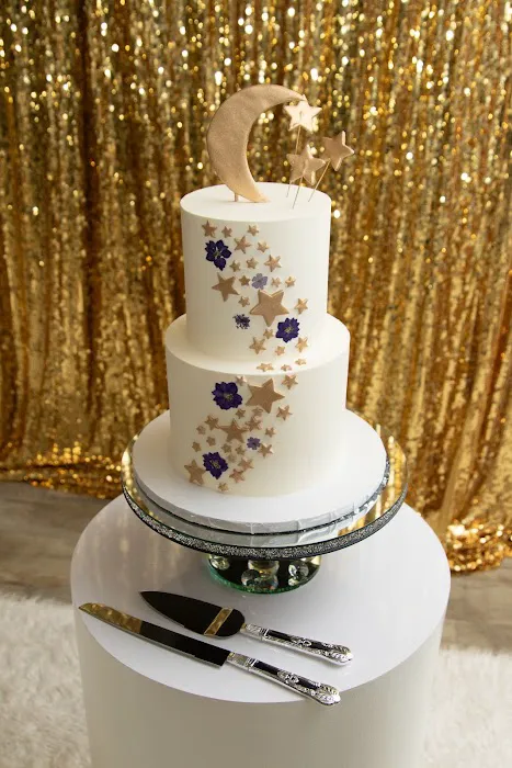 Creation Cakes & Desserts Picture 4