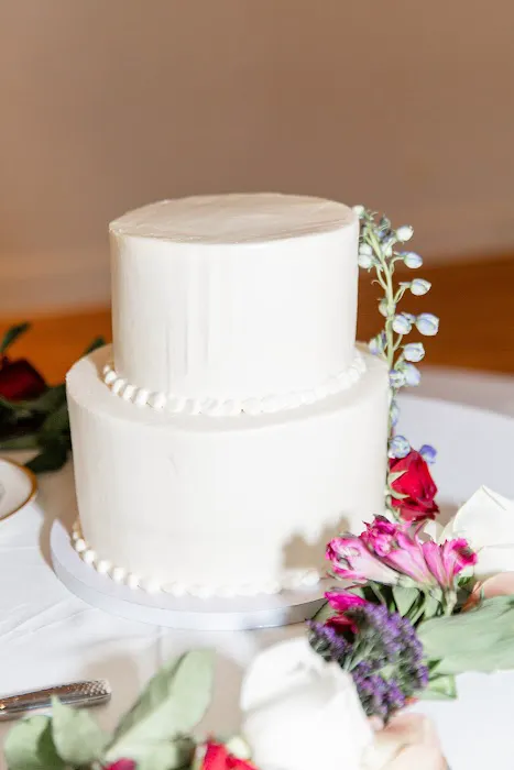 Sweet Cordelia’s Cake & Bake Shoppe Picture 7