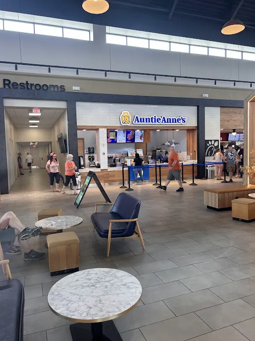Auntie Anne's Picture 6