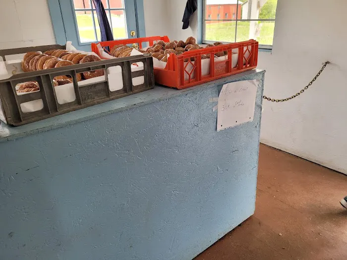 Amish bakery Picture 2