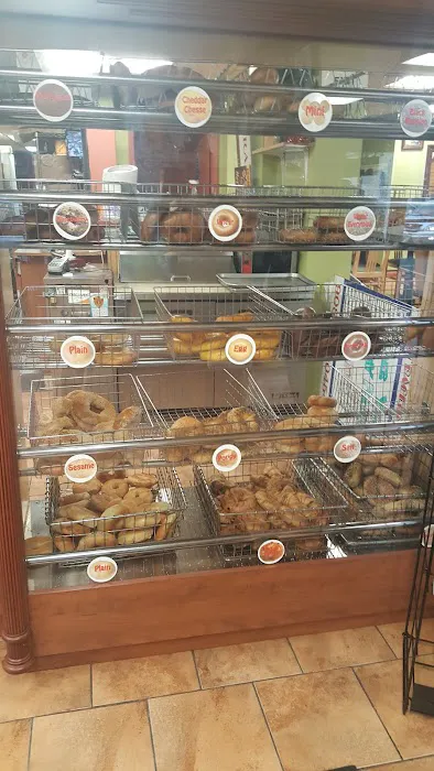 Cranford's Best Bagel & Deli Picture 5