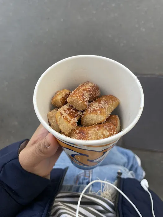 Auntie Anne's Picture 4