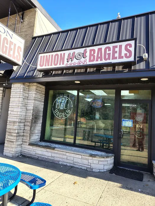 Union Hot Bagels Picture 10