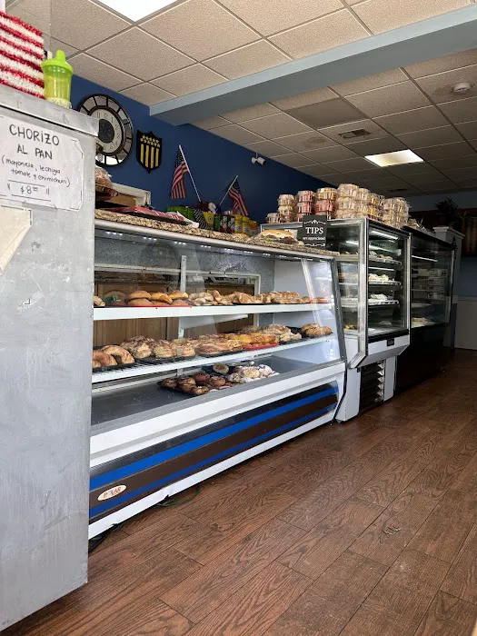 Del Uruguay Bakery Picture 1