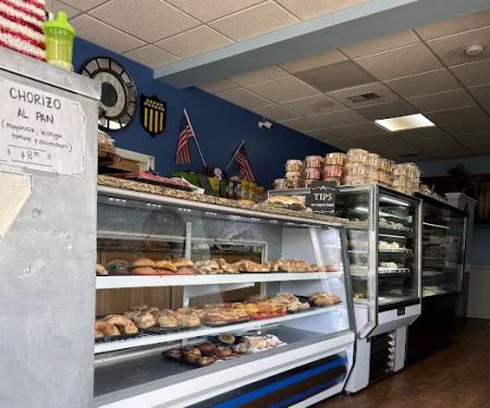 Del Uruguay Bakery