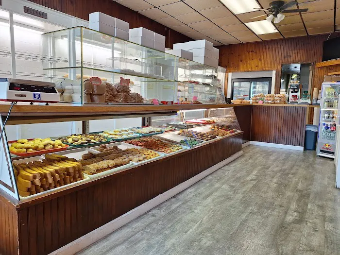 Carmen's Italian Bakery Picture 7