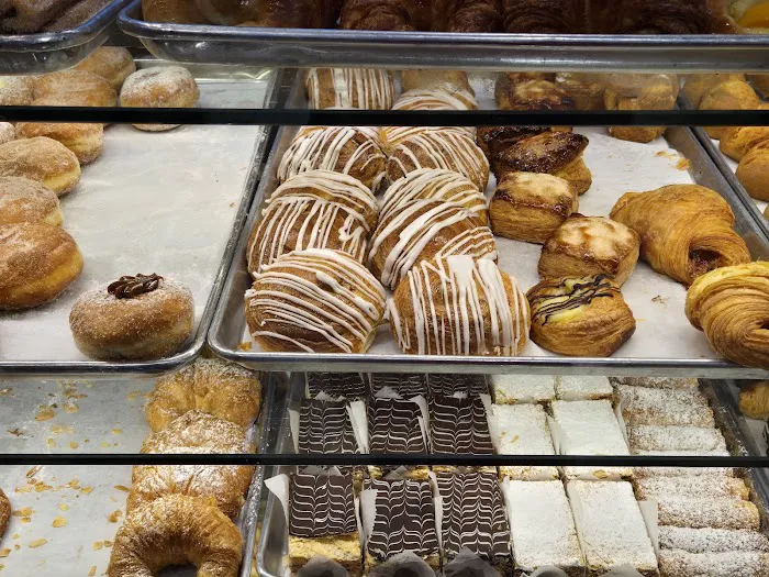 Dulce De Leche Bakery Picture 5