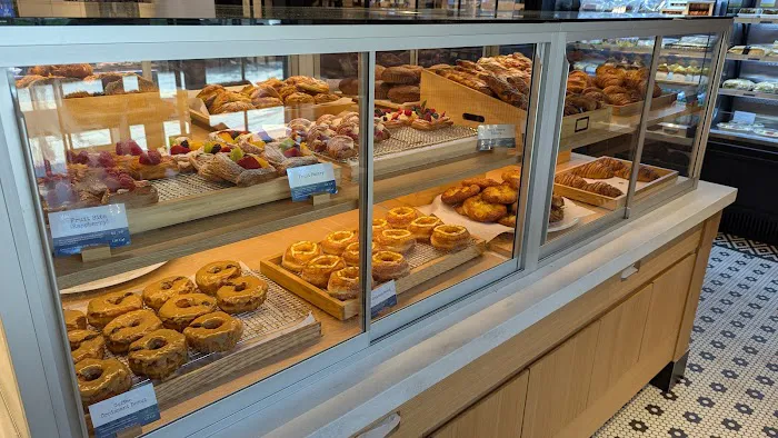 Paris Baguette Picture 6