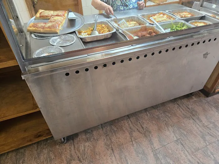 Rizzo Bakery & Pizzeria Picture 4
