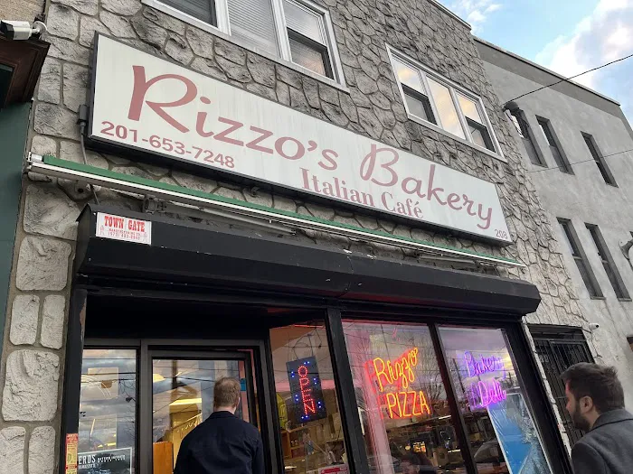 Rizzo Bakery & Pizzeria Picture 7