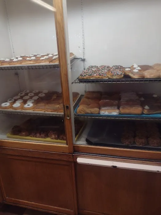 Tasswood Bakery & Diner Picture 6