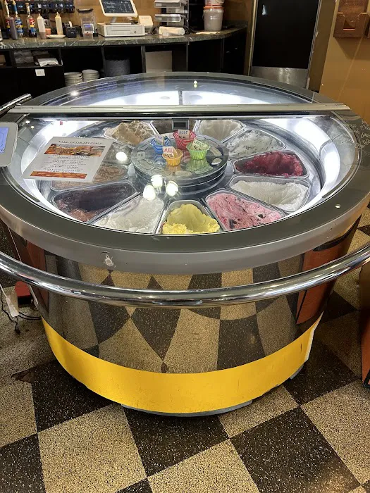 Biscotti Cafe & Pastry Shop Picture 2