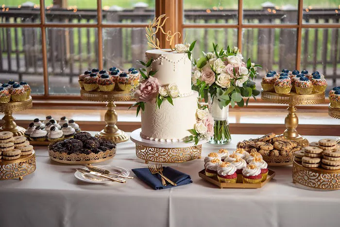 Sugar Blossom Cake Shop Picture 6