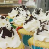 Cups -N- Cakes Bakery / Cafe ico