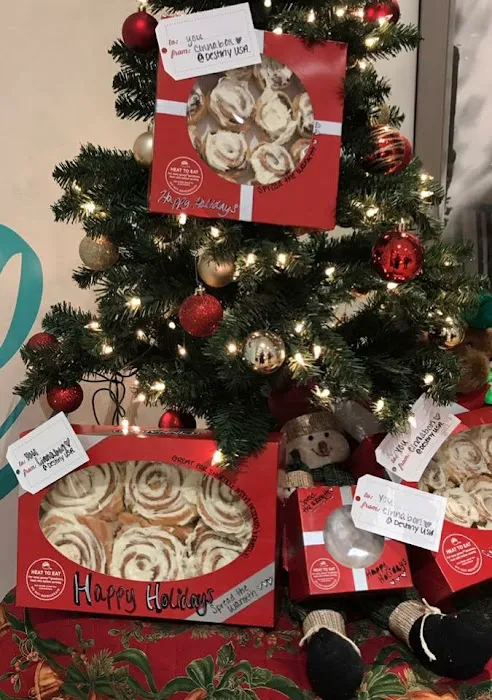 Cinnabon Picture 6