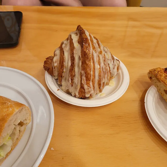 Red House Sweets Picture 7