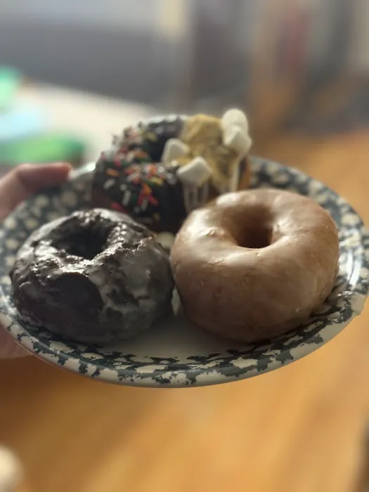 Clifford's Donut Stop Picture 4