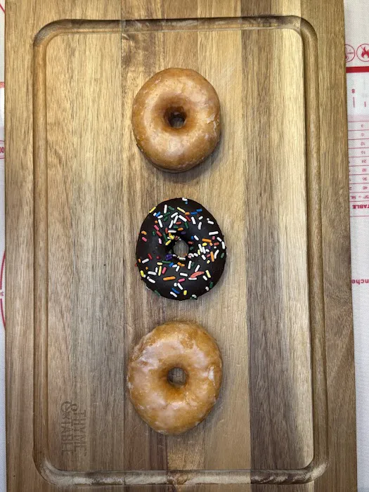 Clifford's Donut Stop Picture 8