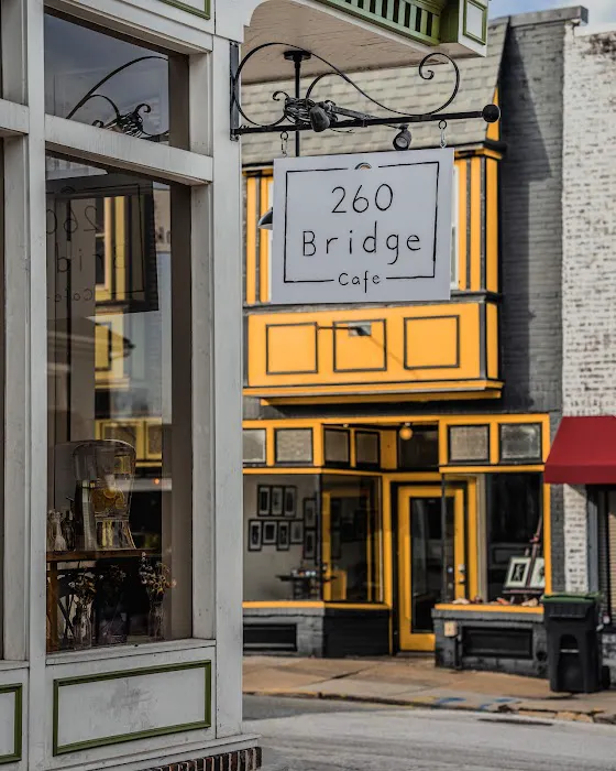 260 Bridge Cafe Picture 3