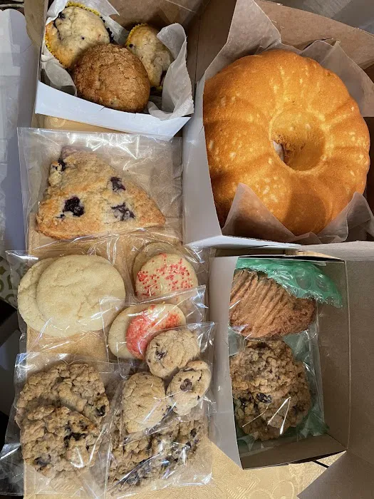 MARYANN'S SWEET TREATS Picture 6