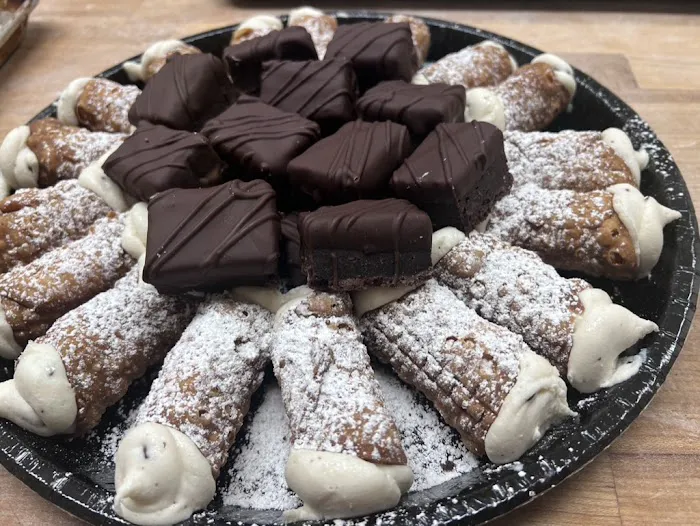 Brown’s Doughnut & Pastry Co Picture 5