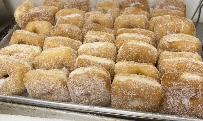 Brown’s Doughnut & Pastry Co Picture 9