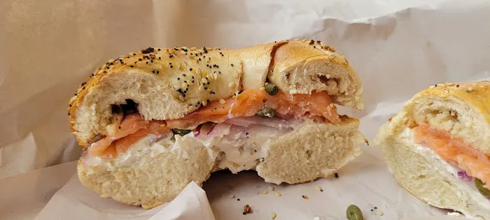 Everything Bagel Cafe Picture 4