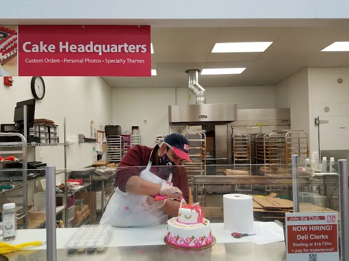 BJ's Bakery Picture 2