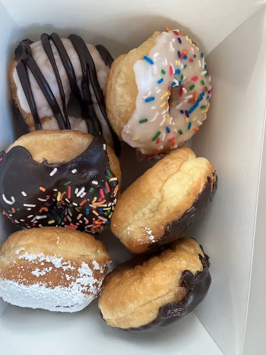Brown's Doughnut & Pastry Co Picture 6