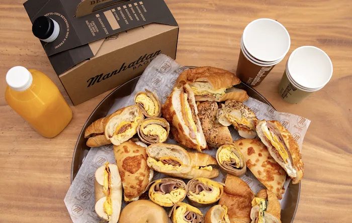 Manhattan Bagel Picture 10