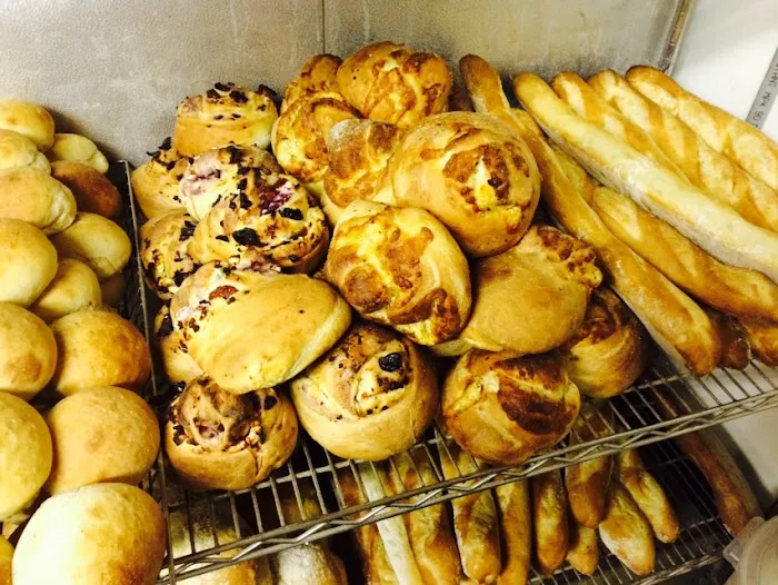 Alice Bakery & Confectionary Picture 4