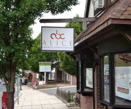 Alice Bakery & Confectionary