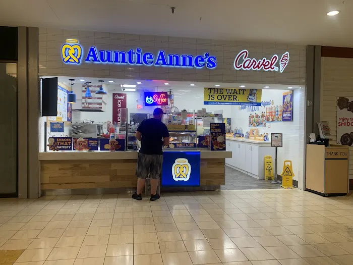 Auntie Anne's Picture 1
