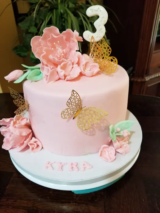 Elaine's Cheesecake Plus Picture 7