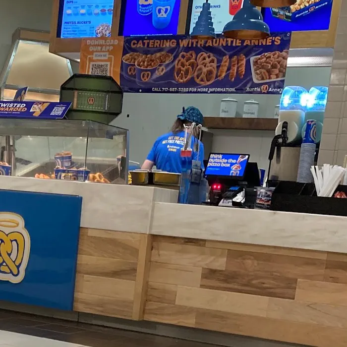 Auntie Anne's Picture 2