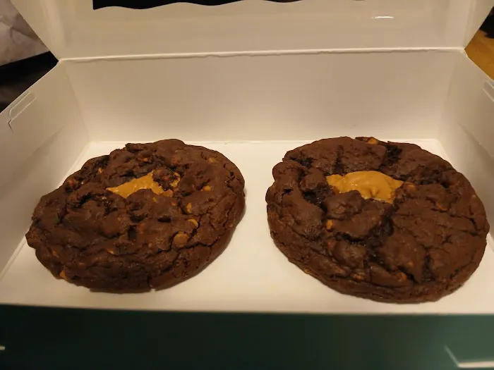 Laura The Cookie Lady Picture 7