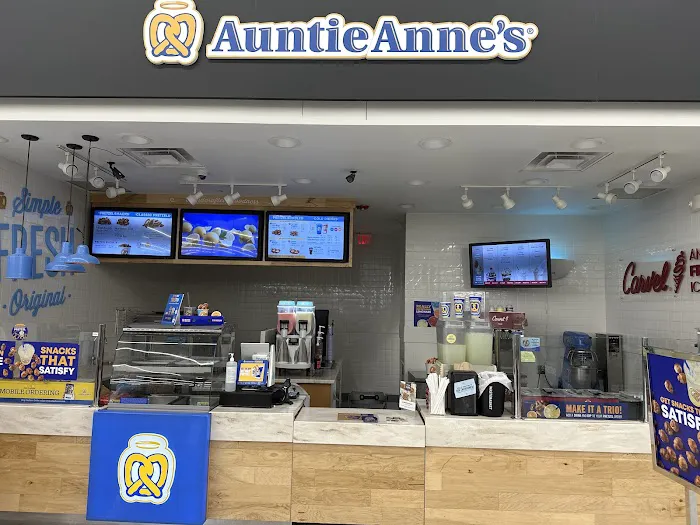 Auntie Anne's Picture 8