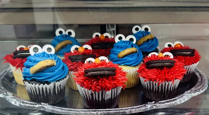 Sweet Confections Cakes Picture 2
