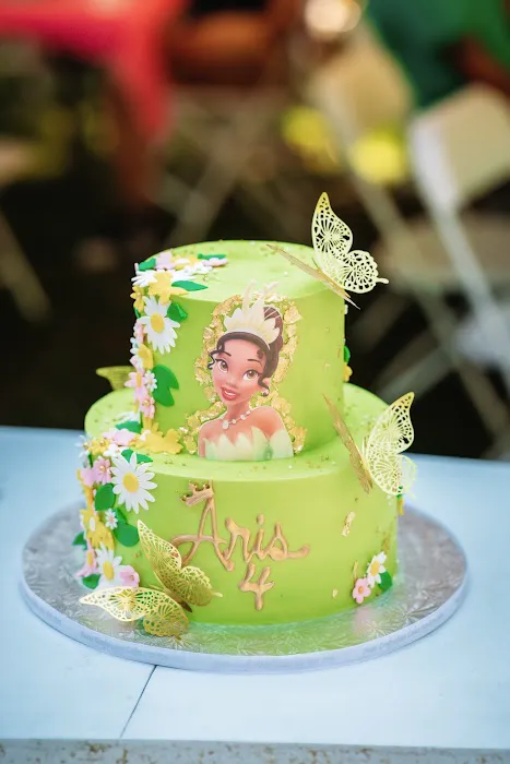 Sweet Confections Cakes Picture 8