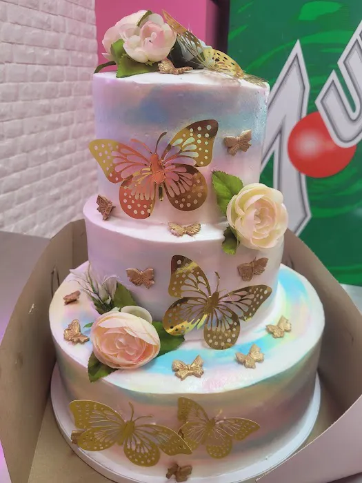 lily's Bakery Coffee Shop Picture 1