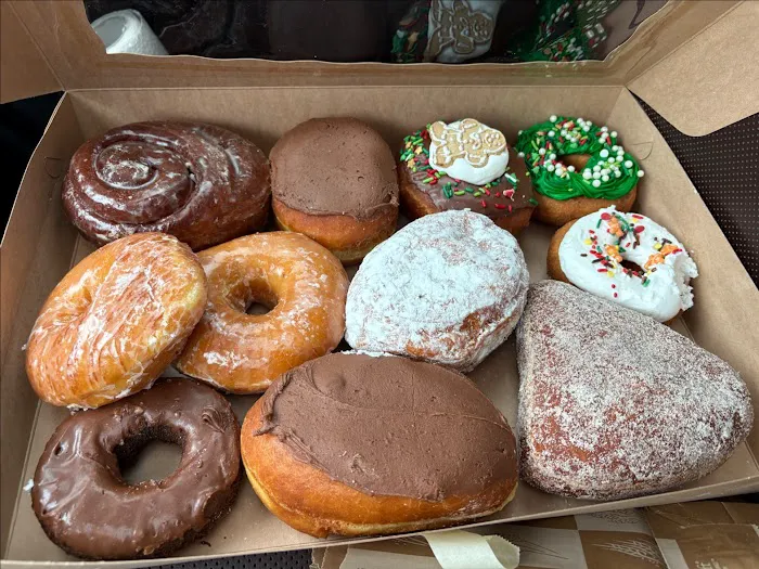 Sunny's Donuts and Cafe Picture 10