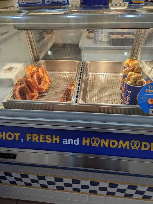 Auntie Anne's Picture 7