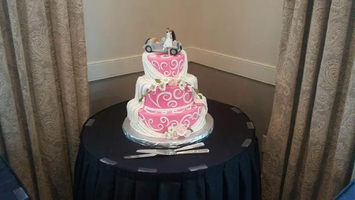 Holy Cannoli Sweet Shoppe Picture 4