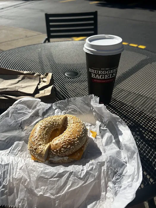 Bruegger's Bagels Picture 2