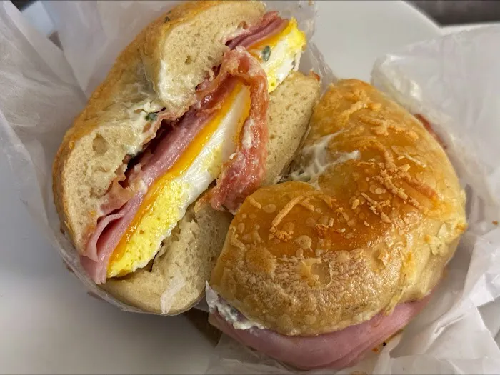 Bruegger's Bagels Picture 7