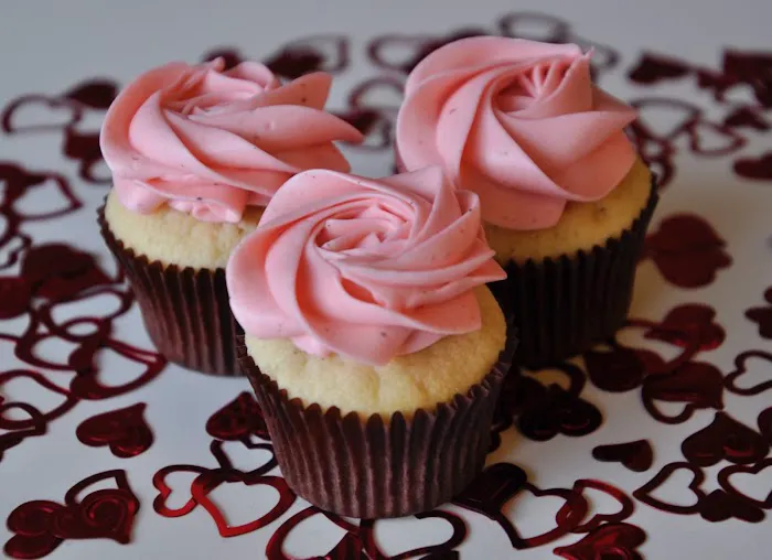 Dolce Cupcakery | Rochester Picture 8