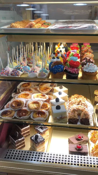 Bella Palermo Pastry Shop Picture 9