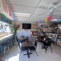 La Familia Bakery and Cafe ico