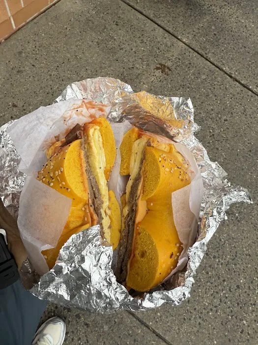 Bagel Supreme | Colonia (Inman Ave) Picture 1