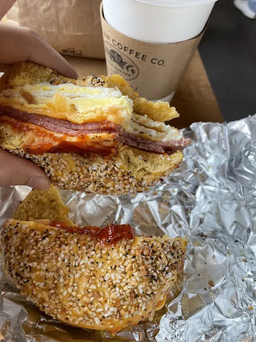 Easton Grill Express Bagel Picture 10